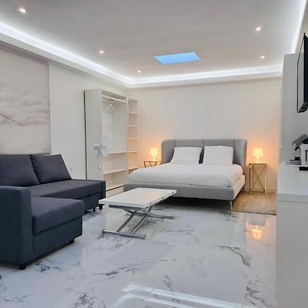Studio Spacieux Metro 14 Paris Орли Экстерьер фото